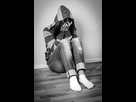 https://image.noelshack.com/minis/2017/51/4/1513878197-depositphotos-62050227-stock-photo-depressed-girl-in-hooded-sweatshirt.png
