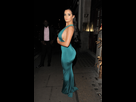 https://image.noelshack.com/fichiers/2017/51/5/1513936764-demi-rose-mawby-cleavage-amp-curves-during-night-out-in-mayfair-in-london-122117-3.jpg