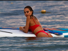 https://image.noelshack.com/fichiers/2017/52/2/1514271730-tn-kimberley-garner-paddleboard-carribean-23-dec-17-20.jpg