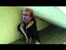 https://image.noelshack.com/minis/2017/52/5/1514539474-1480129535-risiplsescalier.png