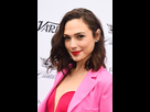 https://image.noelshack.com/fichiers/2018/01/4/1515040283-60713276-gal-gadot-variety-s-creative-impact-awards-palm-springs-03-01-2018-3.jpg