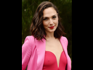 https://image.noelshack.com/fichiers/2018/01/4/1515040311-60713284-gal-gadot-variety-s-creative-impact-awards-palm-springs-03-01-2018-6.jpg