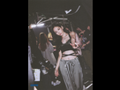 https://image.noelshack.com/fichiers/2018/01/5/1515174890-taeyeon-solo-concert-persona-photobook-ggpm-scan112-preview-36705918404-o.jpg