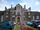 https://image.noelshack.com/minis/2018/03/6/1516457710-issoumairie.png