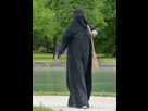 https://www.noelshack.com/2018-04-1-1516659370-woman-wearing-burqa-web.jpg