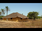 https://image.noelshack.com/minis/2018/04/7/1517135975-case-africaine.png