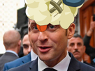 https://image.noelshack.com/fichiers/2018/05/7/1517704451-macron-bouftou.png