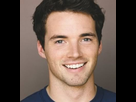 https://image.noelshack.com/fichiers/2018/07/6/1518880897-ezra-fitz-ian-harding.png