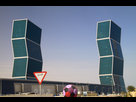 https://image.noelshack.com/minis/2018/08/1/1519000410-zig-zag-tower.png
