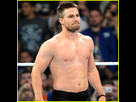 https://image.noelshack.com/fichiers/2018/08/4/1519260063-stephen-amell-goes-shirtless-for-epic-summerslam-fight.jpg