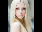 https://image.noelshack.com/fichiers/2018/08/5/1519420695-couleur-blond-femme-belle-blonde-platine-yeux-verts.jpg
