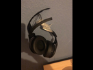 https://image.noelshack.com/fichiers/2018/09/6/1520112315-casqueeco.jpg