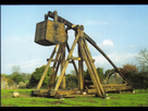https://image.noelshack.com/minis/2018/09/7/1520168086-trebuchet-du-chateau-de-gilles-de-rais-a-tiffauges-photo-o-blanchard-tire-du-livre-de-r-beffeyte.png