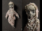 https://image.noelshack.com/minis/2018/09/7/1520201369-ces-poupees-terrifiantes-vous-feront-regretter-les-gentilles-barbies20.png
