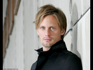 https://image.noelshack.com/fichiers/2018/10/3/1520447842-alexander-skarsgard.jpg