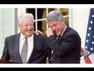 https://image.noelshack.com/minis/2018/10/3/1520449746-quand-bill-clinton-vide-son-sac.png