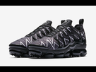 https://image.noelshack.com/fichiers/2018/11/6/1521313214-nike-air-vapormax-plus-white-black-requin-aj6312-001-2.jpg