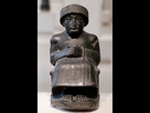 https://image.noelshack.com/fichiers/2018/12/3/1521669174-210px-gudea-of-lagash-girsu.jpg