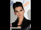 https://image.noelshack.com/fichiers/2018/12/7/1521944930-bill-kaulitz-07.jpg