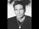 https://image.noelshack.com/fichiers/2018/14/6/1523136280-jim-caviezel-photo-64488-17293.jpg