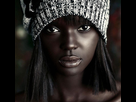 https://image.noelshack.com/minis/2018/17/7/1524986121-dark-skin-barbie-like-model-duckie-thot-31.png