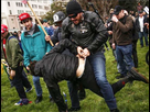 https://image.noelshack.com/minis/2018/19/2/1525733007-antifa-wedgie.png