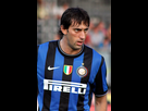 https://image.noelshack.com/fichiers/2018/21/2/1527017909-1200px-diego-milito-inter-mailand-3.jpg