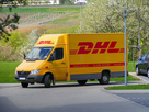 https://image.noelshack.com/fichiers/2018/22/3/1527687852-1200px-dhl-fahrzeug.jpg