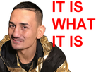 https://image.noelshack.com/fichiers/2018/23/6/1528557959-max-holloway.png