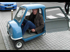 https://image.noelshack.com/minis/2018/23/7/1528629730-petite-voiture-3.png