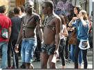 https://image.noelshack.com/minis/2018/28/6/1531587954-gay-pride-bastille-29-juin-2013-paris-homo.png