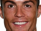 https://image.noelshack.com/fichiers/2018/37/6/1537033880-cr7zoom.jpg
