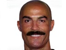 https://image.noelshack.com/fichiers/2018/41/2/1539106073-cr7chauve.jpeg