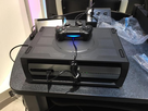https://image.noelshack.com/fichiers/2018/41/4/1539266967-in-le-kit-de-developpement-de-la-playstation-4-pro-en-photos-1.jpg
