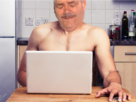 https://image.noelshack.com/fichiers/2018/44/1/1540779203-1482458072-branlissou.png