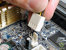 https://image.noelshack.com/fichiers/2018/46/5/1542401559-02-fan-header-install.jpg