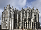 https://image.noelshack.com/fichiers/2018/50/2/1544530363-7-cathedrale-beauvais.jpg