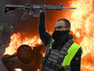 https://image.noelshack.com/fichiers/2018/52/4/1545871782-gilet-jaune-arme-sticker-feu.jpg