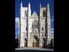 https://image.noelshack.com/fichiers/2019/09/2/1551175972-280px-cathedrale-saint-pierre-de-nantes-facade.jpg