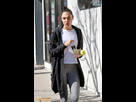 https://image.noelshack.com/fichiers/2019/09/3/1551264237-gal-gadot-at-the-farmers-market-in-la-07-728x1092.jpg