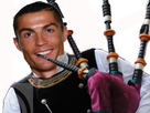 https://image.noelshack.com/fichiers/2019/12/5/1553272654-ronaldo23.jpg