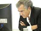 https://image.noelshack.com/fichiers/2019/14/4/1554405945-1493205116-bhlsurveille.png
