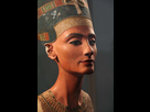 https://image.noelshack.com/fichiers/2019/15/6/1555109917-wiki-nefertiti-bittidjz.jpg