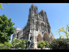 https://image.noelshack.com/fichiers/2019/16/1/1555361209-csm-cathedrale-notre-dame-de-reims-5935cc686b.jpg