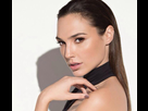 https://image.noelshack.com/fichiers/2019/16/3/1555531493-gal-gadot-facebookgadot-1.jpg