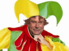 https://image.noelshack.com/fichiers/2019/18/2/1556575422-bouffon-du-roi4.png