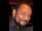 https://image.noelshack.com/minis/2019/21/5/1558703505-220px-dieudonne-humoriste-2009.png