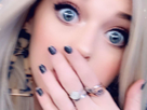 https://image.noelshack.com/fichiers/2019/22/1/1558989643-loren-gray-choquee9.png