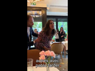 https://image.noelshack.com/fichiers/2019/28/5/1562952252-elisa-tovati-qui-pete-un-cable-dans-un-restaurant-du-8eme-720p-30fps-h264-192kbit-aac-mp4-30-1-2019-07-12-19h23m26s965.png