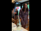 https://image.noelshack.com/fichiers/2019/28/5/1562952252-elisa-tovati-qui-pete-un-cable-dans-un-restaurant-du-8eme-720p-30fps-h264-192kbit-aac-mp4-41-5-2019-07-12-19h23m32s687.png